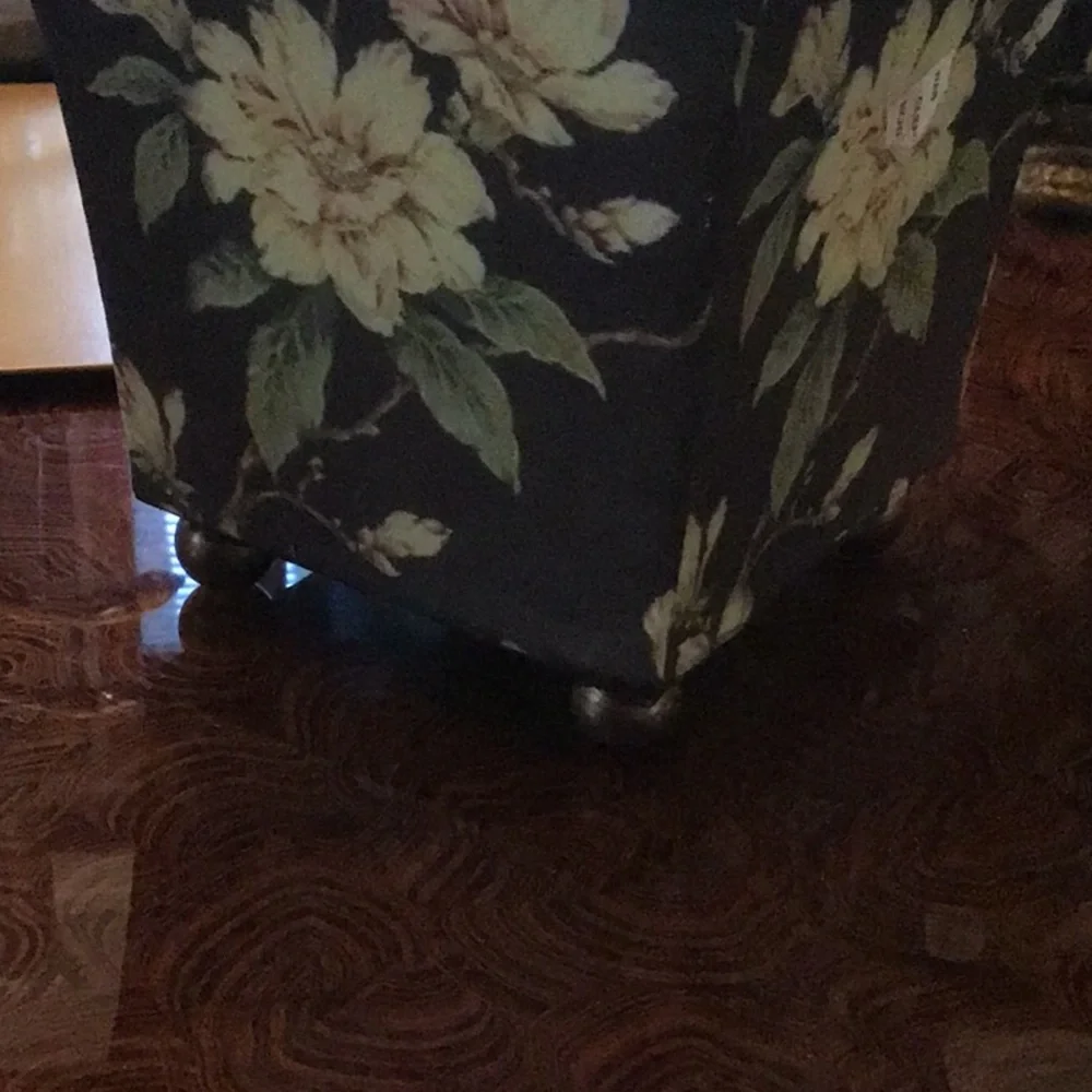 Floral Tole Planter Set of 3